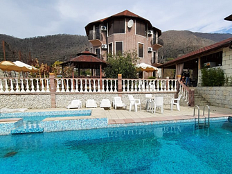 Гостевой дом Villa Familia (Новый Афон)