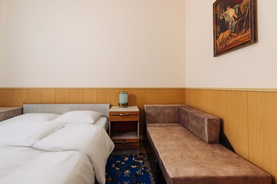 Стандартный 3-местный DBL (с софой и видом на море, реку)