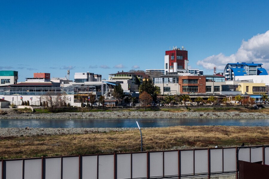 Стандартный 3-местный DBL (с софой и видом на море, реку)