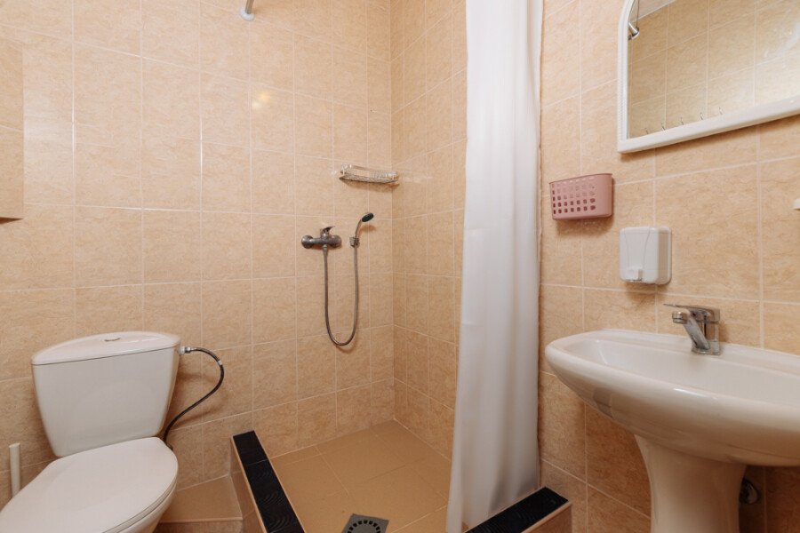 Стандартный 4-местный (DBL + TWIN)