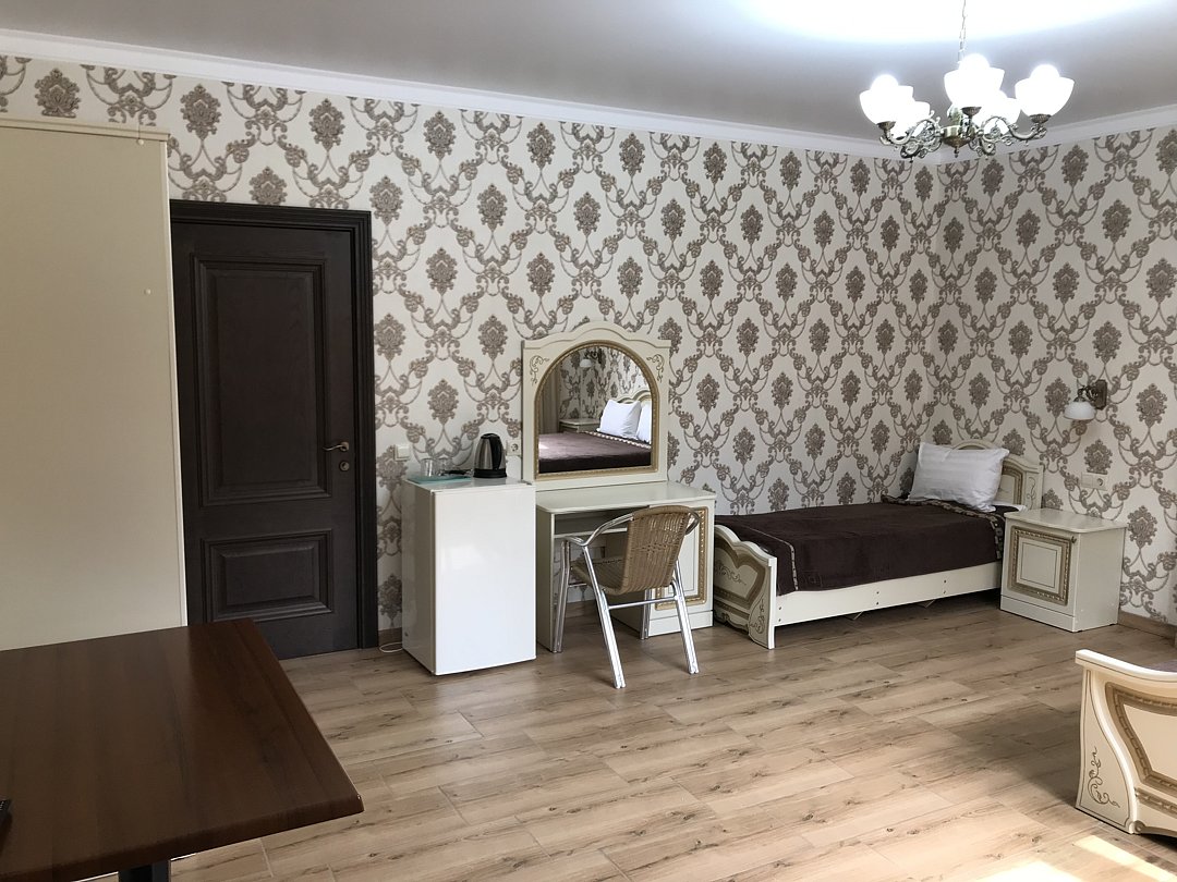 Номер 3-местный (цокольный этаж)