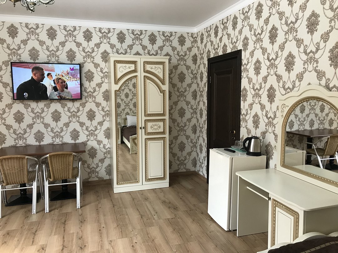 Номер 3-местный (цокольный этаж)