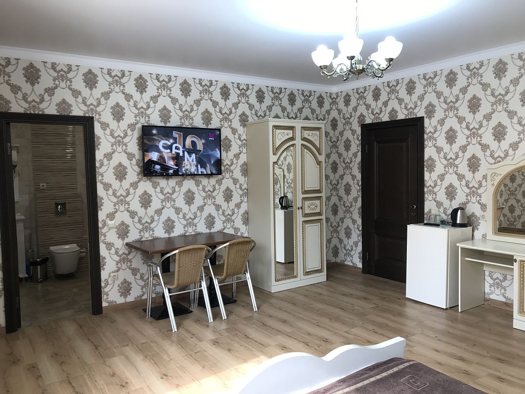 Номер 3-местный (цокольный этаж)