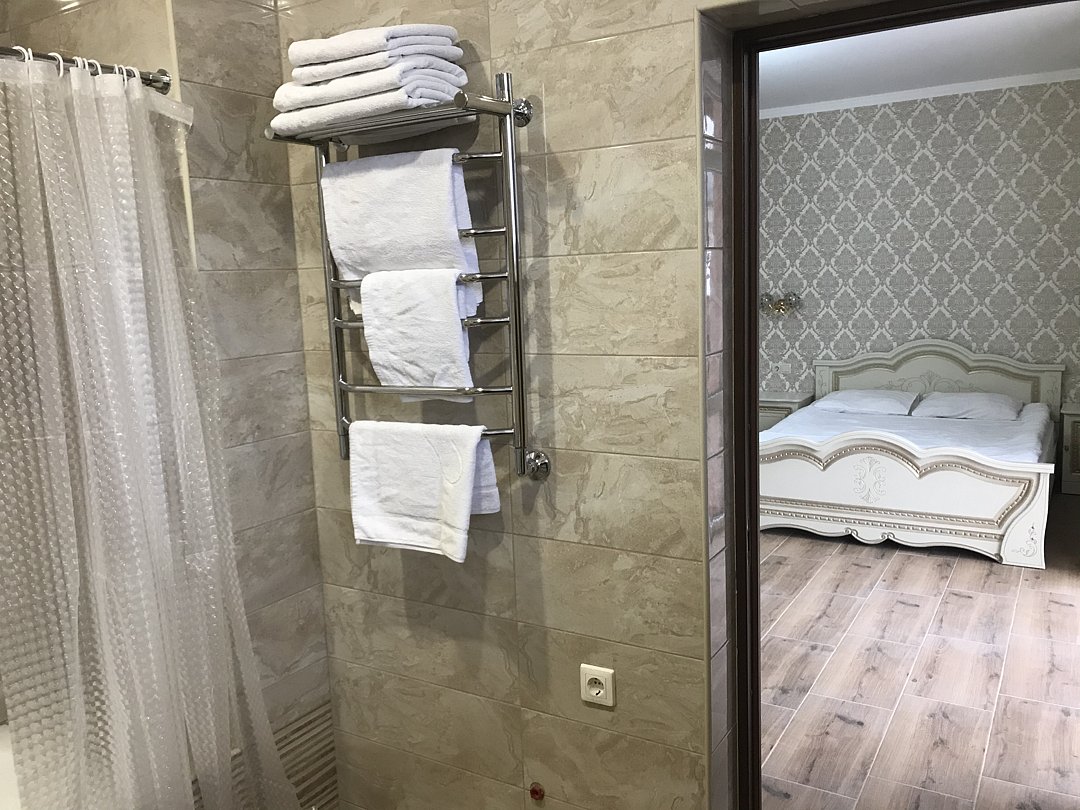 Стандартный 3-местный (с видом на горы)