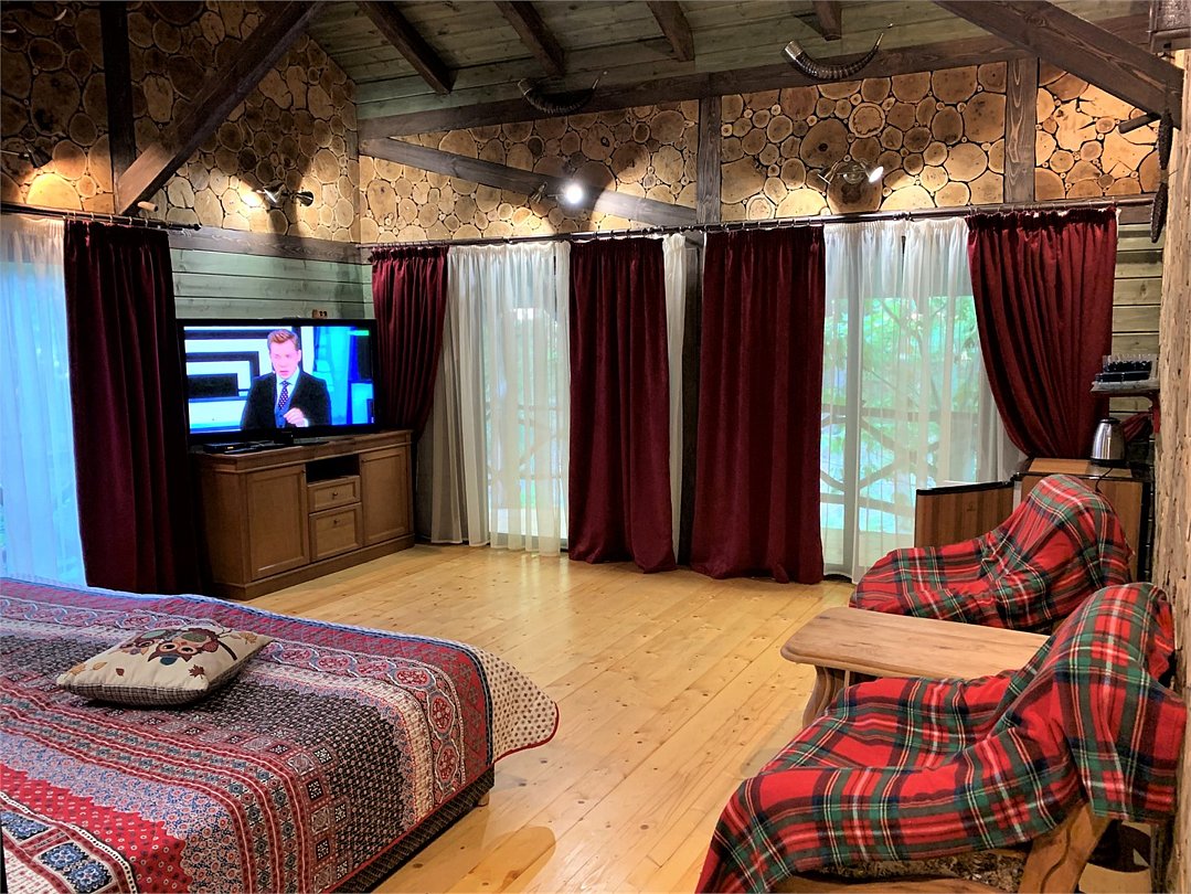 Семейный Гостевой 2-местный 2-комнатный (Гнездо Совы)