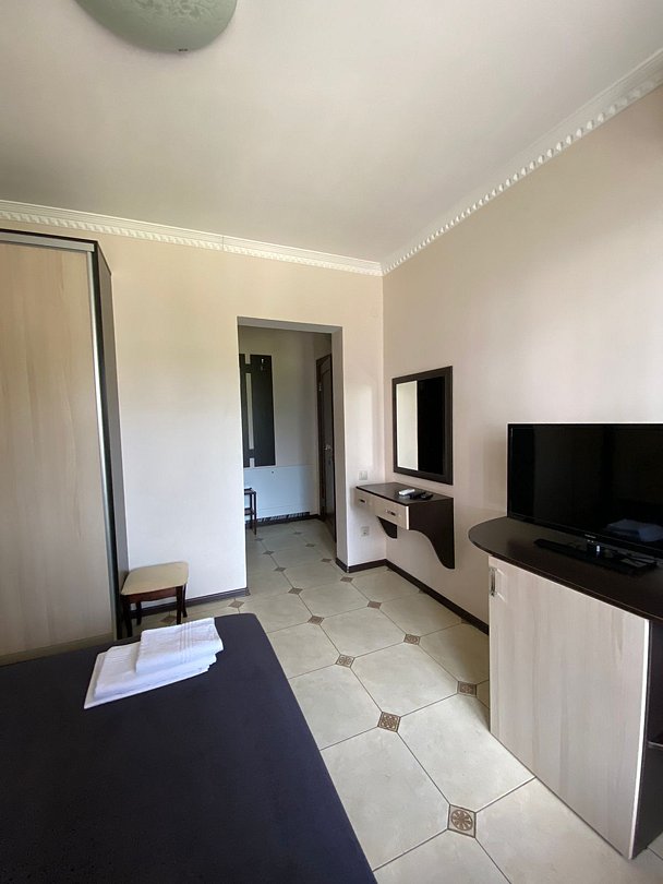 Бюджетный 2-местный (без балкона, №26,30)