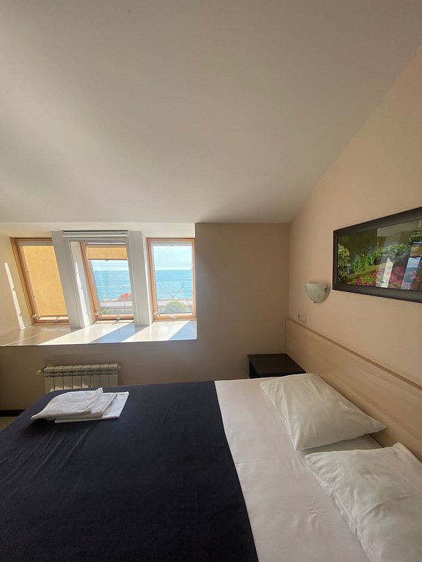 Стандартный 2-местный (без балкона, №28)