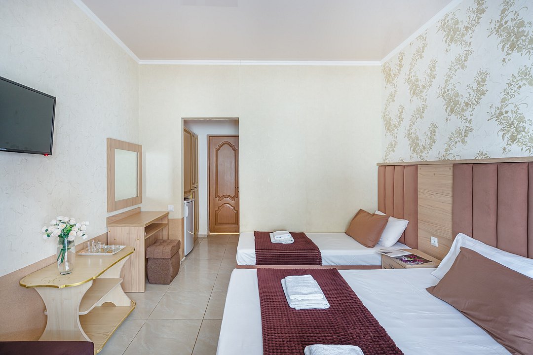 Комфорт 4-местный (с балконом)