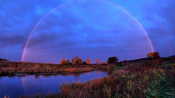 Закат на реке Кунара