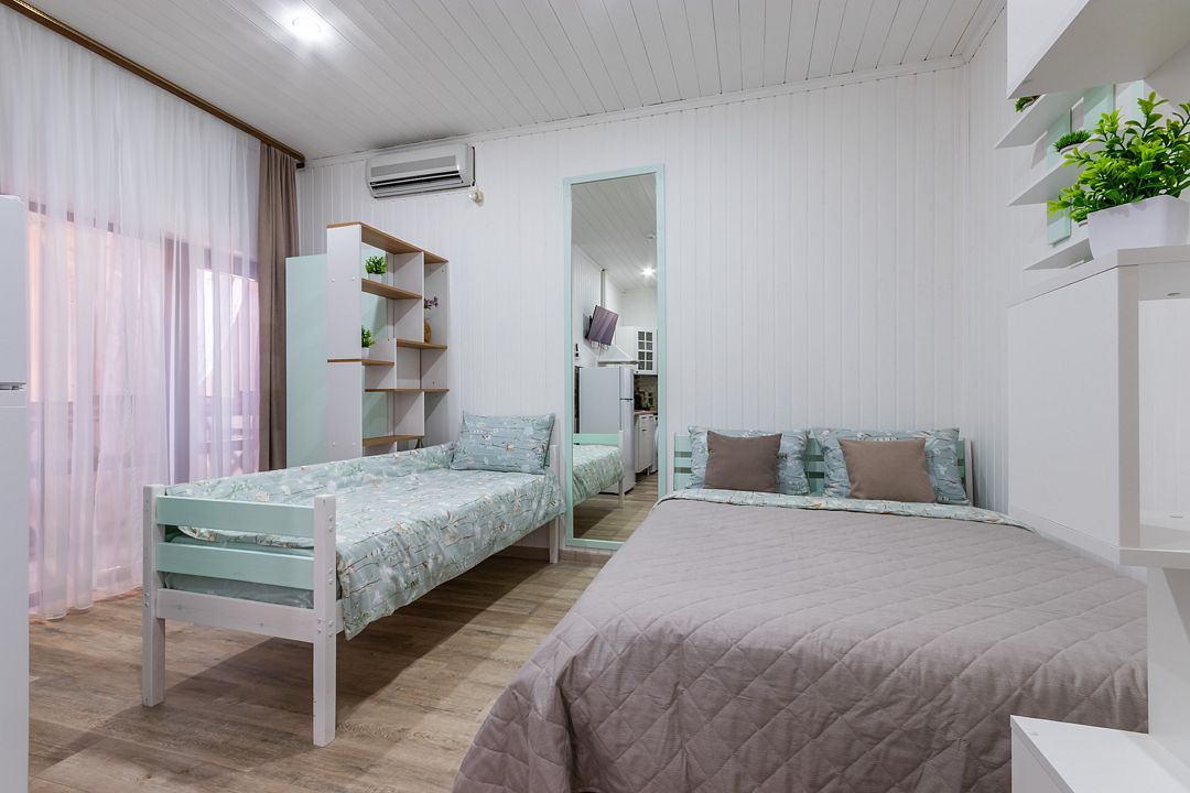 Студия 4-местный