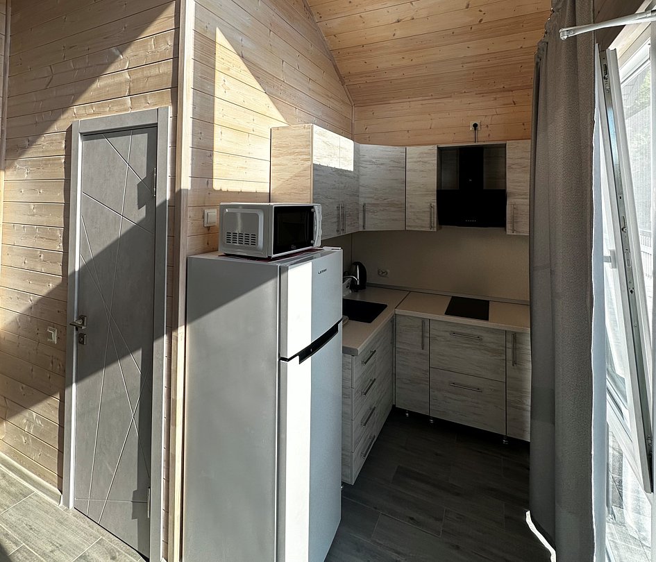 Домик 4-местный 2-комнатный