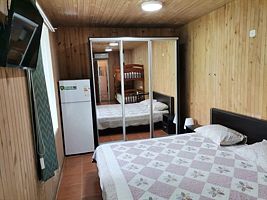 Номер 4-местный (1 этаж), Гостевой дом Оазис (Береговое), Береговое