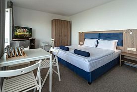 Комфорт 2-местный 1-комнатный с двумя доп. местами, Пансионат Береговой (Малый Маяк), Алушта