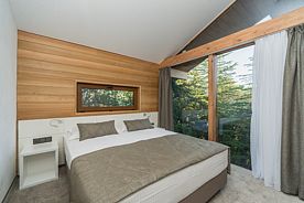 Коттедж 4-местный 2 спальни, гостинная-студио, с кухней и террасой, Пансионат Береговой (Малый Маяк), Алушта