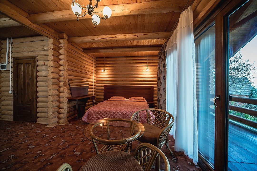 Коттедж-сруб 2-местный Студио