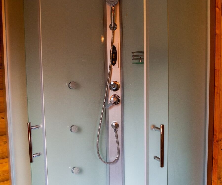 Коттедж-сруб 4-местный 3-комнатный (№32)