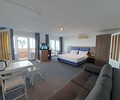 Люкс 4-местный 2-комнатный, Пансионат Береговой (Малый Маяк), Алушта