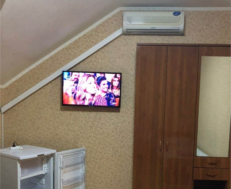 Номер 2-местный (с дополнительным местом, с удобствами на этаже)