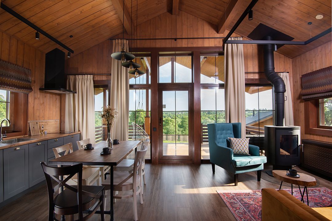 Лодж 4-местный 2-комнатный (M)