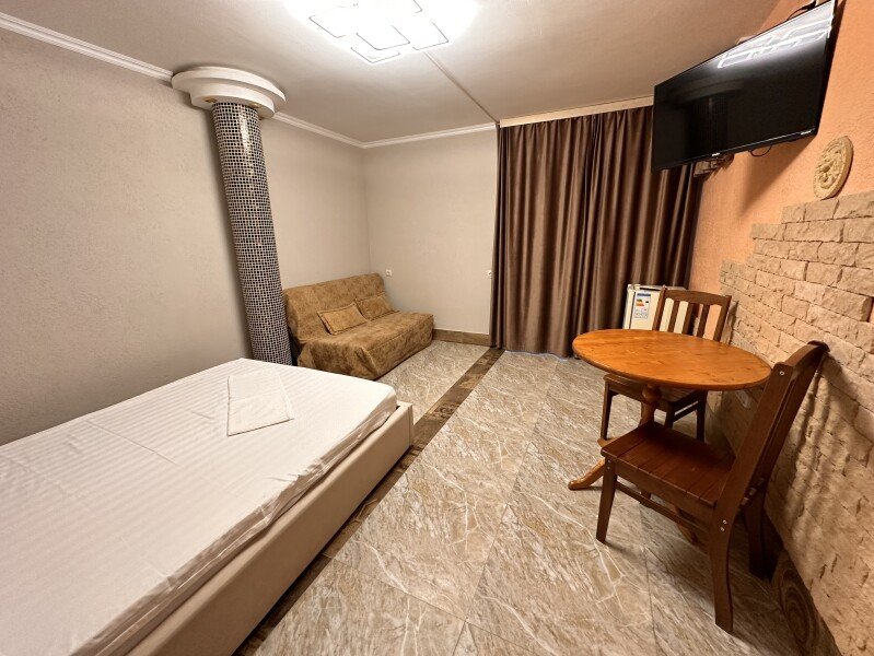 Семейный 4-местный (цоколь)