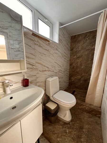 Семейный 4-местный (цоколь)