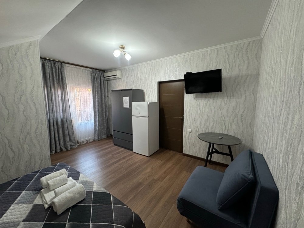 Стандартный 3-местный (с балконом)