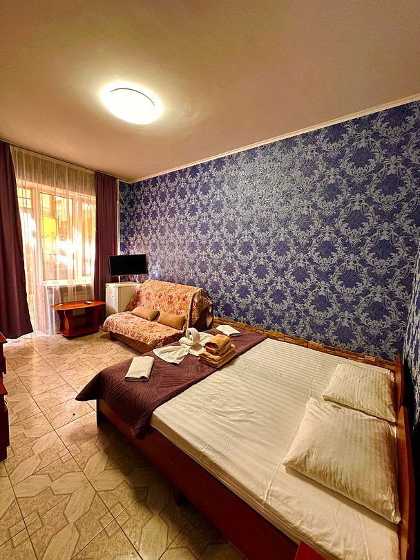 Стандартный 3-местный (с с/у на этаже)