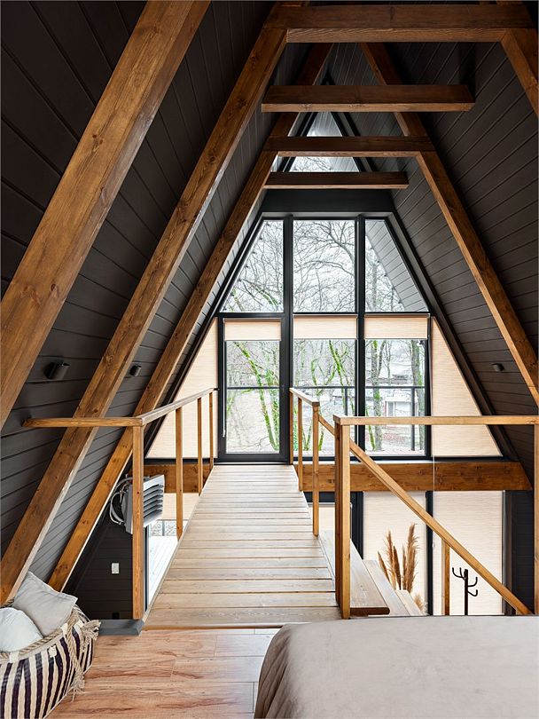 Коттедж 4-местный 2-комнатный (Пирамида)