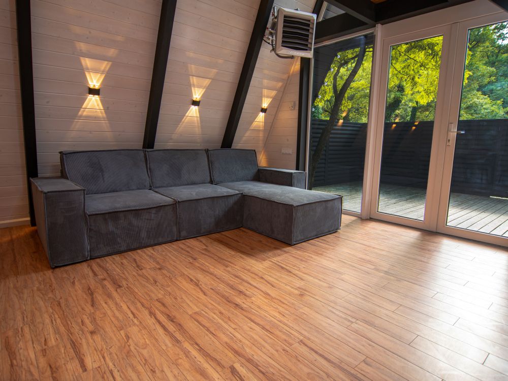 Коттедж 4-местный 2-комнатный (Пирамида)