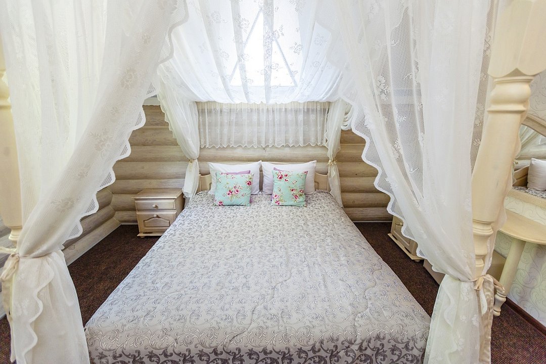 Коттедж 8-местный 4-комнатный (Матрешка)