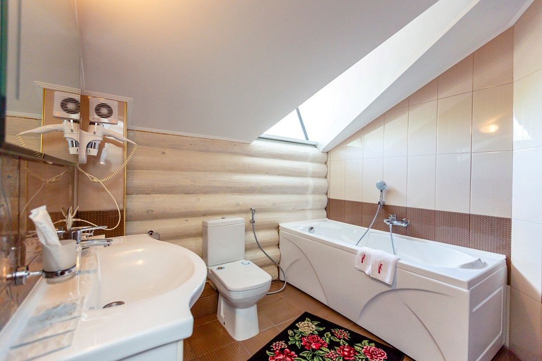 Коттедж 8-местный 4-комнатный (Матрешка)