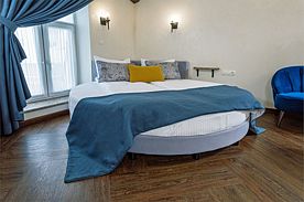 Гранд Люкс с джакузи и камином, Гостевой дом в Гатчине Фон Люце, Гатчина