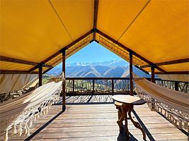 Релакс-шатёр с банным чаном на террасе, Глэмпинг Берег Неба, Грозный