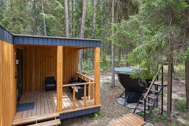 Тинихаус с чаном "для компании", Глэмпинг Шестое Чувство, Городецкий район