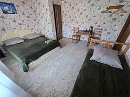 №7. 3-х местный номер (3 этаж), Гостевой дом УДачный, Манжерок