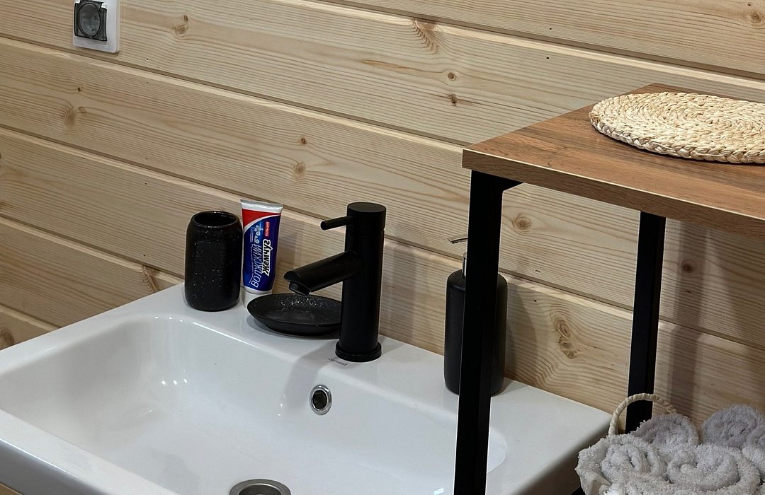 Дом 4-местный 2-комнатный Большой