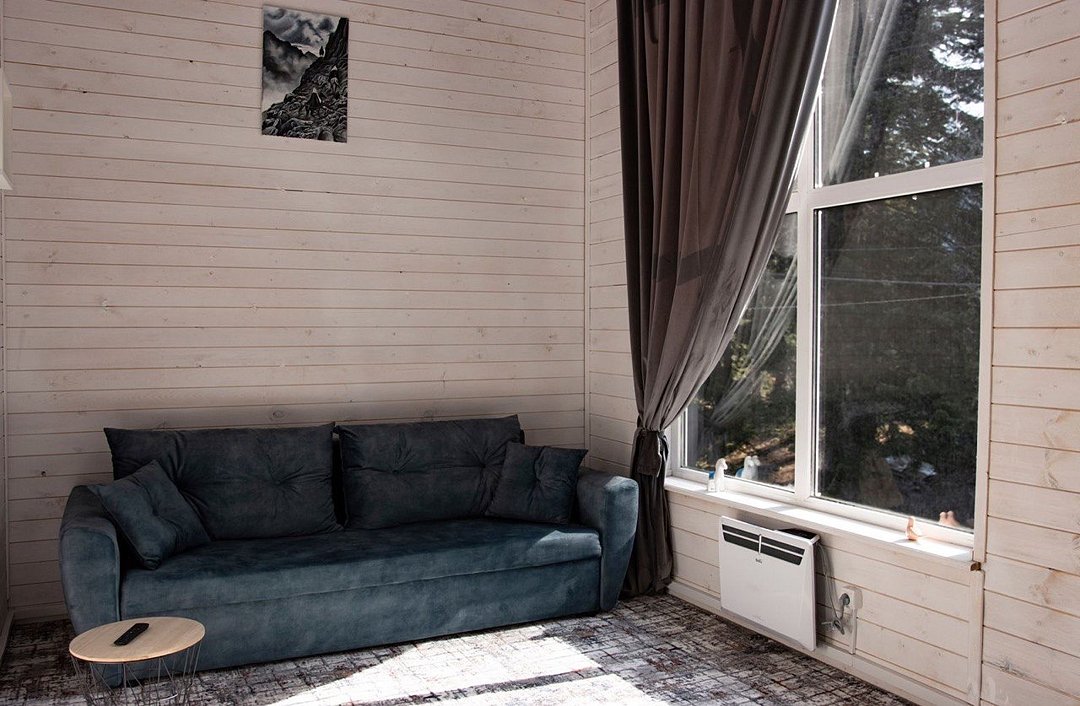 Коттедж 6-местный 2-этажный