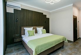 Апартаменты с видом на море и балконом, База отдыха Бухта Мечты, Гагра