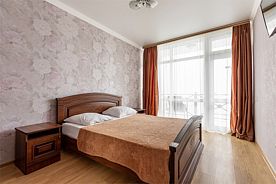 Улучшенный двухместный DBL, База отдыха Райский Уголок, Пицунда