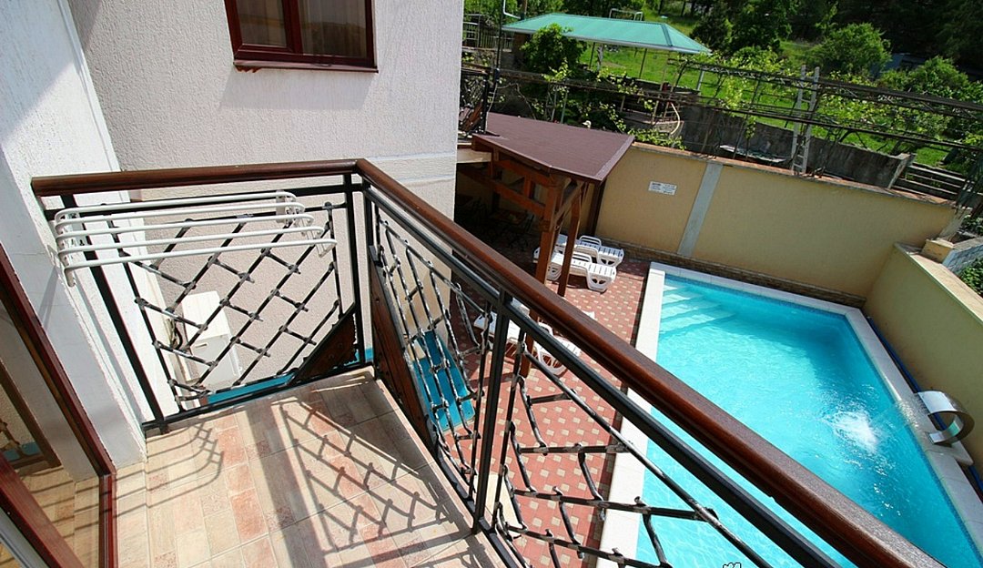 Номер 3-местный (с балконом)