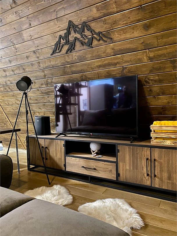 Коттедж Аквила 8-местный 4-комнатный