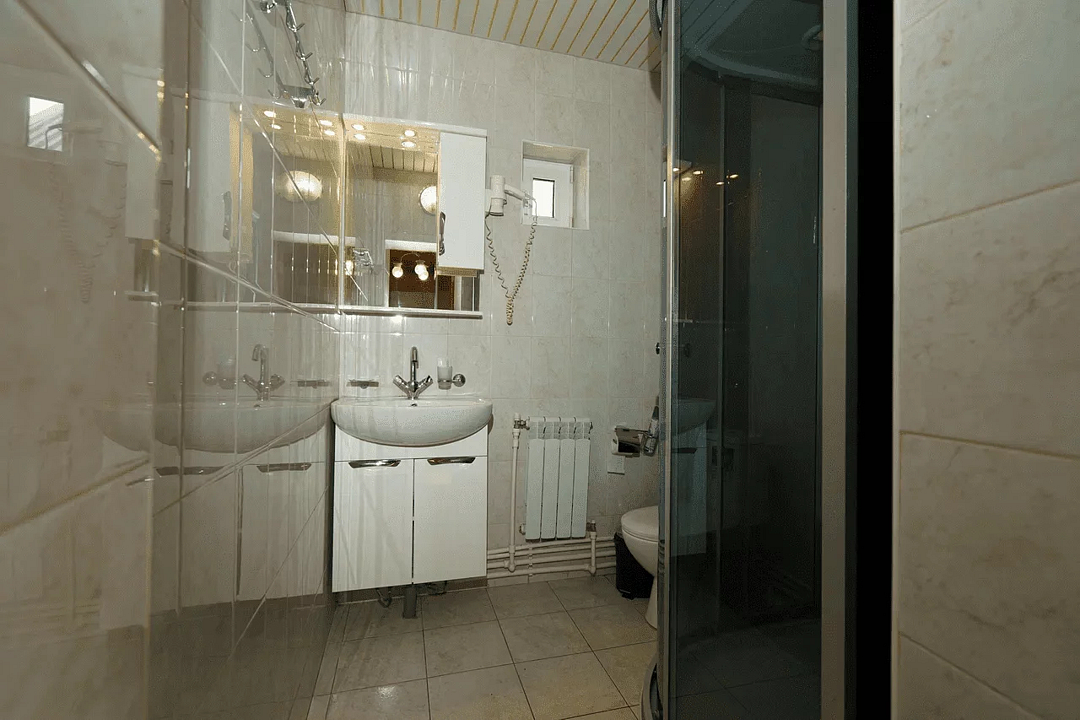 Коттедж 2-местный (с камином и кухней)