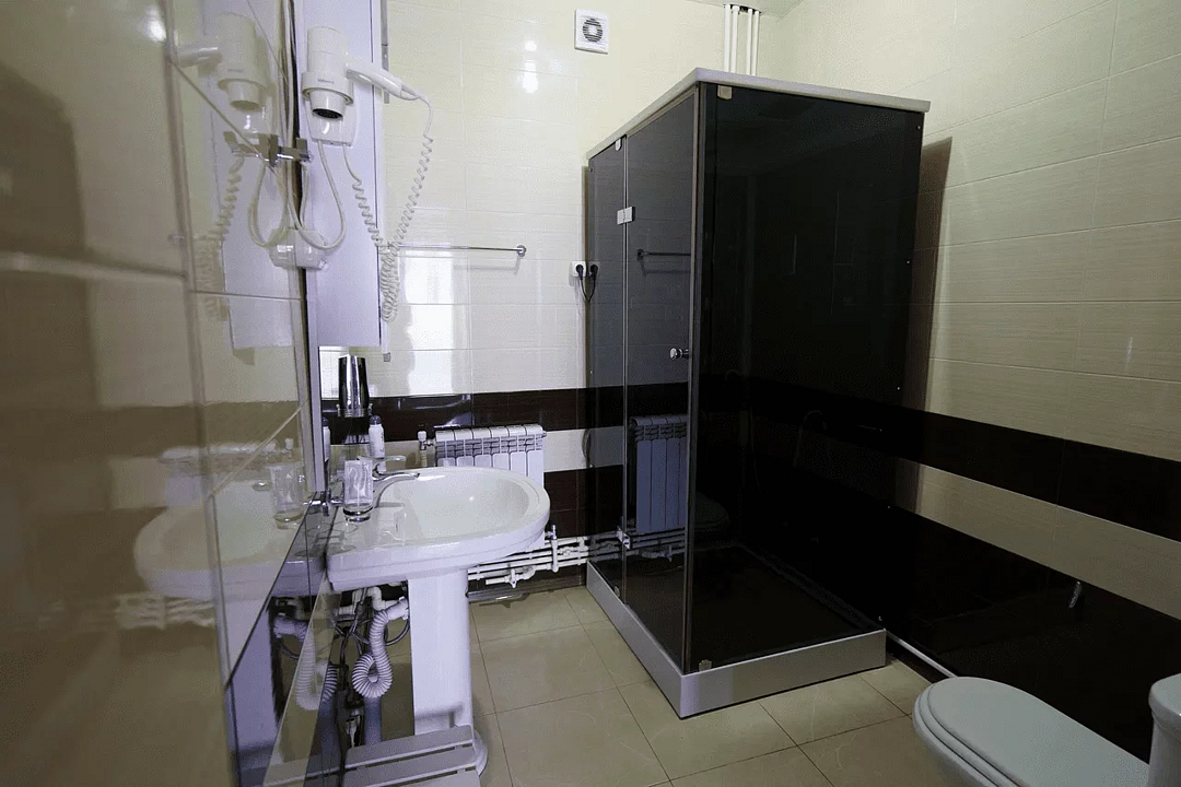 Коттедж 5-местный 2-уровневый (с камином)