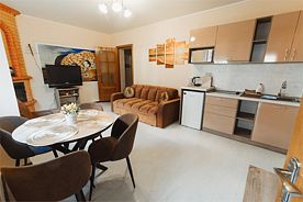 2-х комнатный комфорт с кухней, База отдыха Сальвадор, Партенит