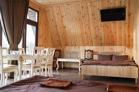 Номер коннект (1/2 коттеджа), База отдыха Ночлег туриста, село Перевальное