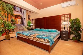 №6 Apartments (первый этаж, QDPL), Гостевой дом Юккатан, Феодосия