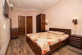 №7 Luxe Double (второй этаж, DBL), Гостевой дом Юккатан, Феодосия