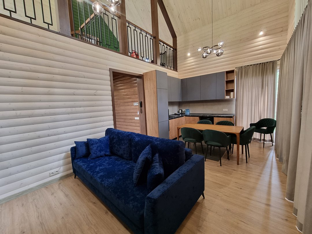 Дом 5-местный 5-комнатный 2-этажный (большой)