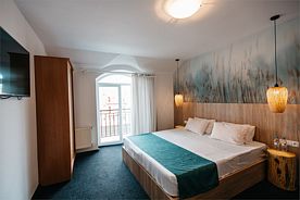 Двухкомнатный комфорт с балконом, База отдыха Бригантина, Феодосия