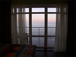 C видом на море. Большой балкон № 5, Гостевой дом Лазурный берег, Морское